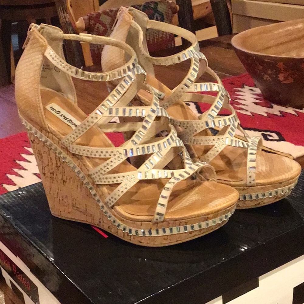 Gorgeous Sparkly Cream Strappy Wedge Sandals
